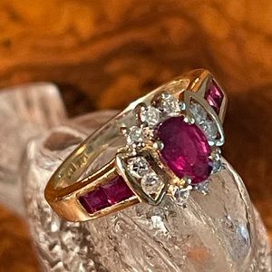 14k Gold Ruby & Diamond Ring